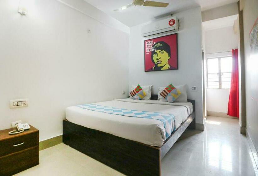 هتل O Red Rose Near Noapara Metro Station