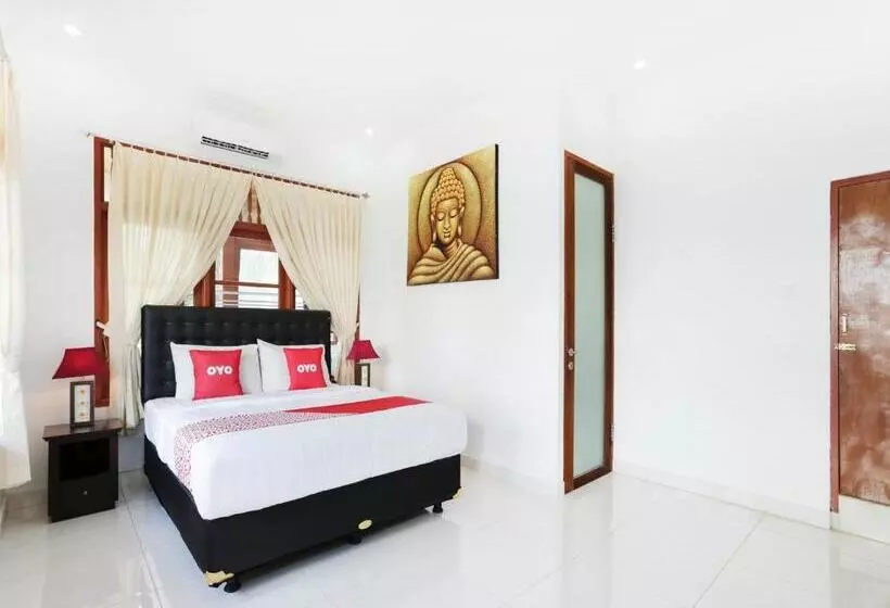 ホテル Oyo 4003 Ceria Guesthouse Seminyak