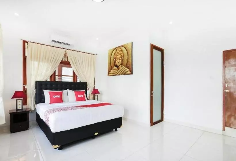 ホテル Oyo 4003 Ceria Guesthouse Seminyak