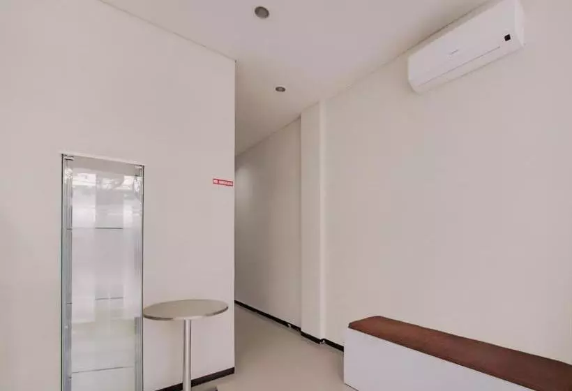 ホテル Oyo 4004 Vivo Rooms
