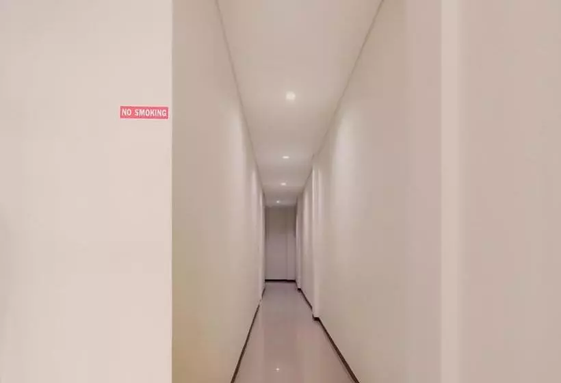 ホテル Oyo 4004 Vivo Rooms