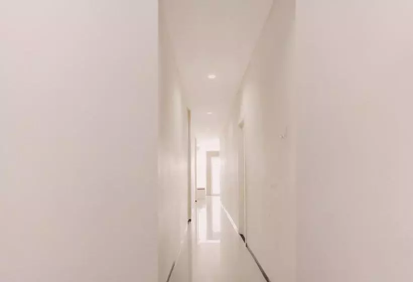 ホテル Oyo 4004 Vivo Rooms