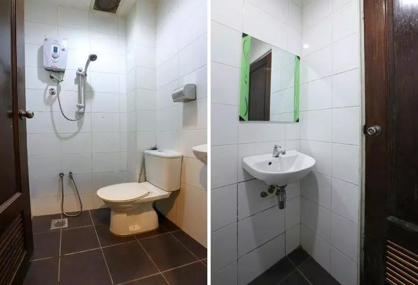 Hotelli Oyo 90098 Goa Inn