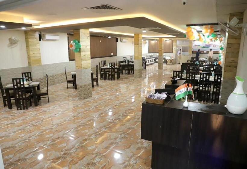 ホテル Royal Orbit