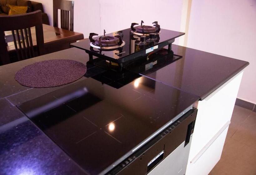 Imolease Kouessi Menontin