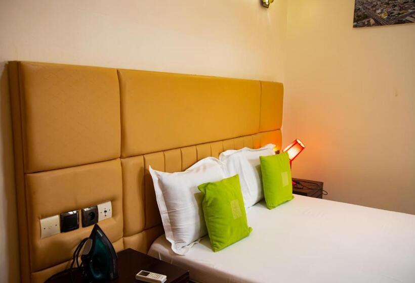 Imolease Kouessi Menontin