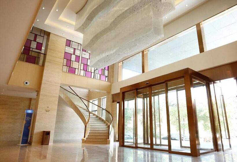 Lavande Hotel Jiujiang Jiujiang College