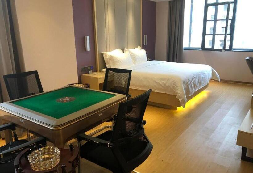 Lavande Hotel Jiujiang Jiujiang College