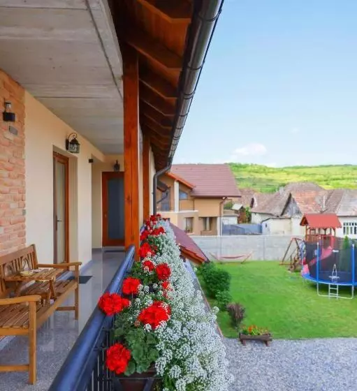 Majatalo Ama Guest House