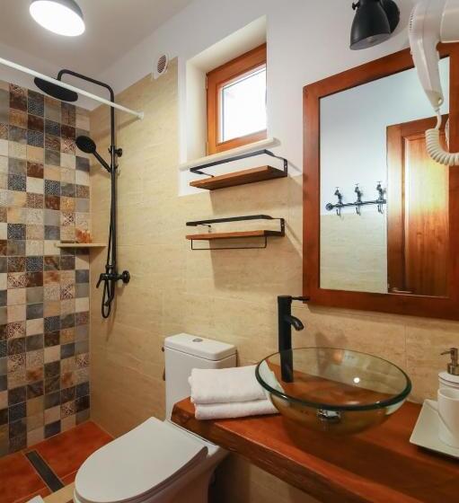 پانسیون Ama Guest House