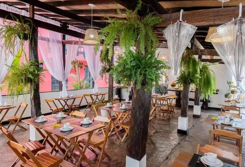 Majatalo Caminho Das Praias Guesthouse