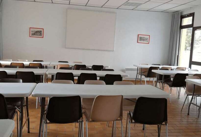 호스텔 Auberge De Jeunesse Hi Boulogne Sur Mer