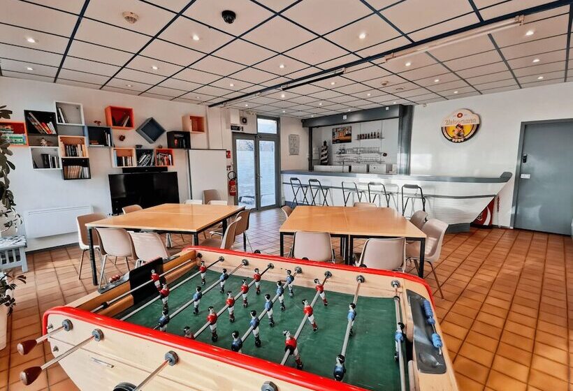 호스텔 Auberge De Jeunesse Hi Boulogne Sur Mer