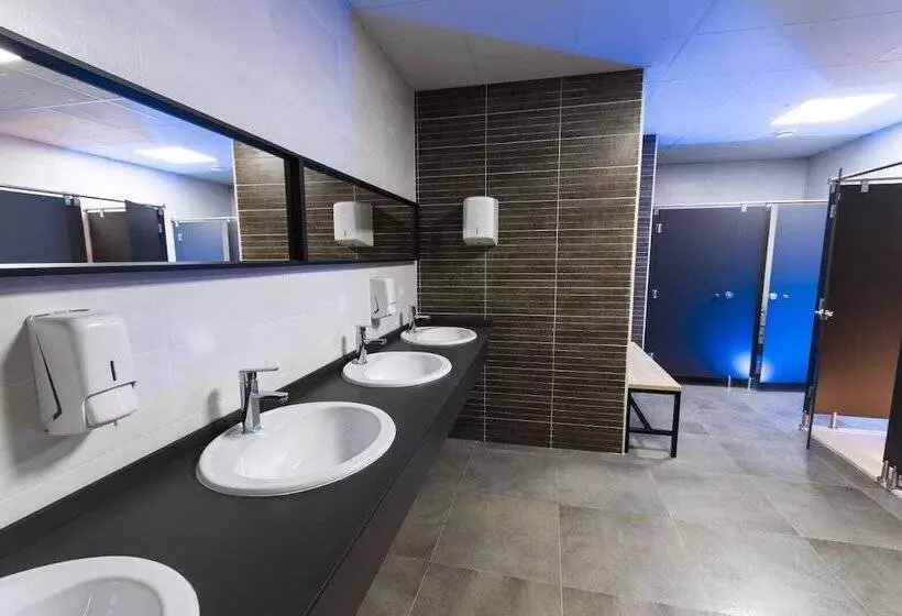 Albergue Gbc Hostel