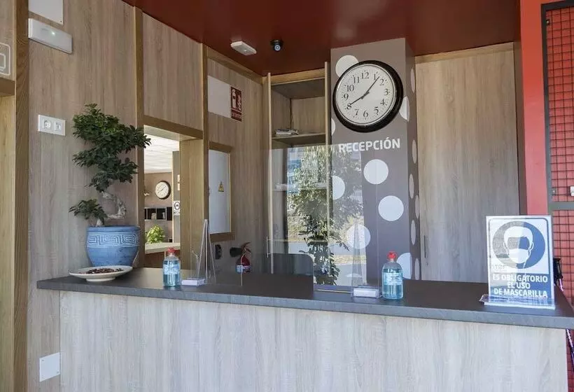 Albergue Gbc Hostel