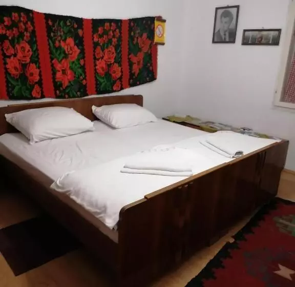 تختخواب و صبحانه Etno Apartmani   Vlaška Kuća