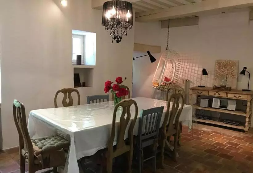 Aamiaismajoitus (B&B) Le Mas Jasmins