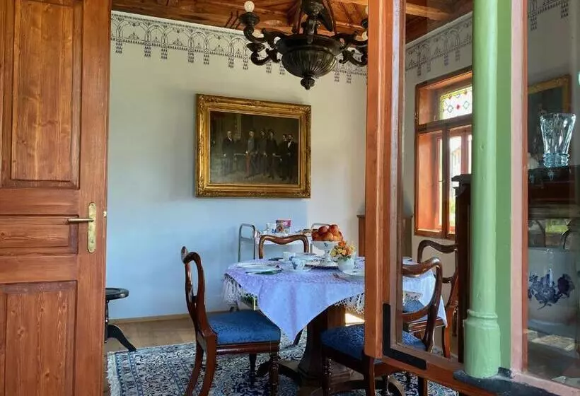 تختخواب و صبحانه Villa Ruska Dača