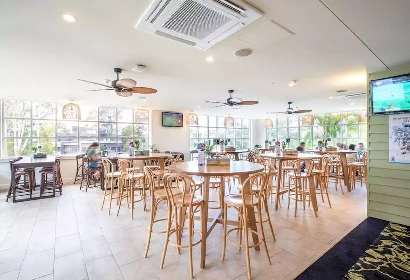 Hotelli Nightcap At Commercial