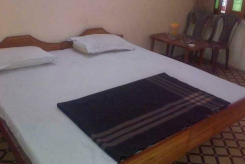 Hotel Om Shiv Shankar