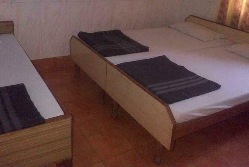 Hotel Om Shiv Shankar