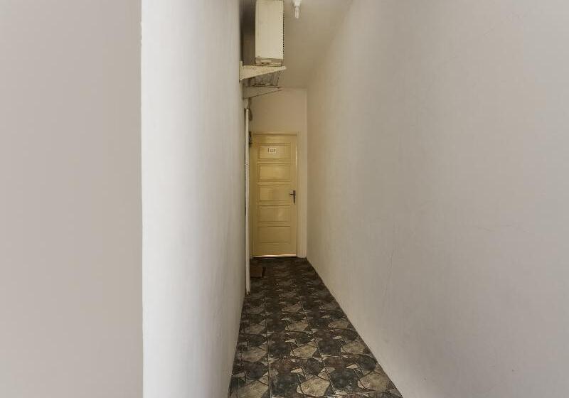 בית מלון כפרי Oyo 3907 Mine Residence