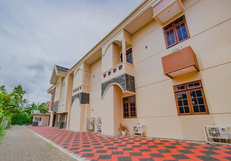 호텔 Oyo 3909 Arg Guest House Syariah