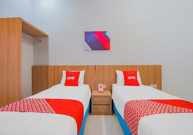 호텔 Oyo 3909 Arg Guest House Syariah