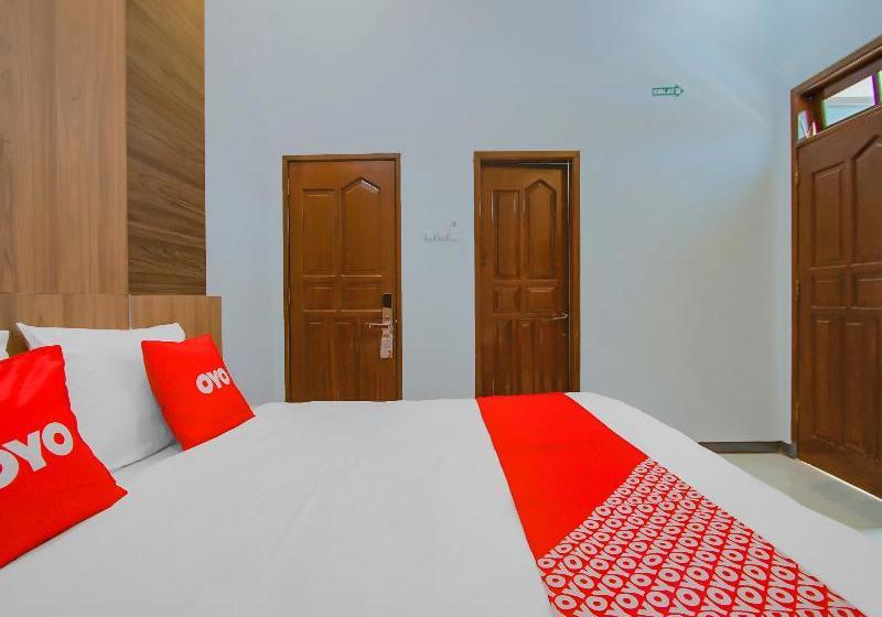 호텔 Oyo 3909 Arg Guest House Syariah