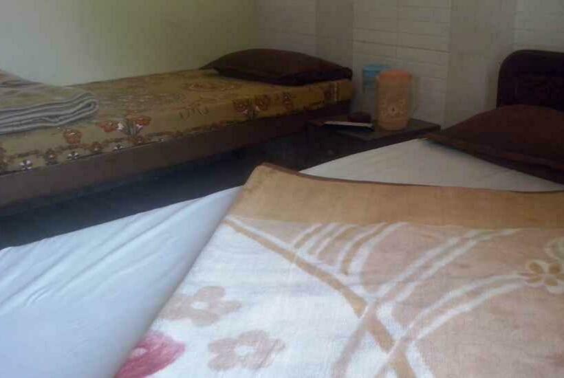 בית מלון כפרי Radhika Palace