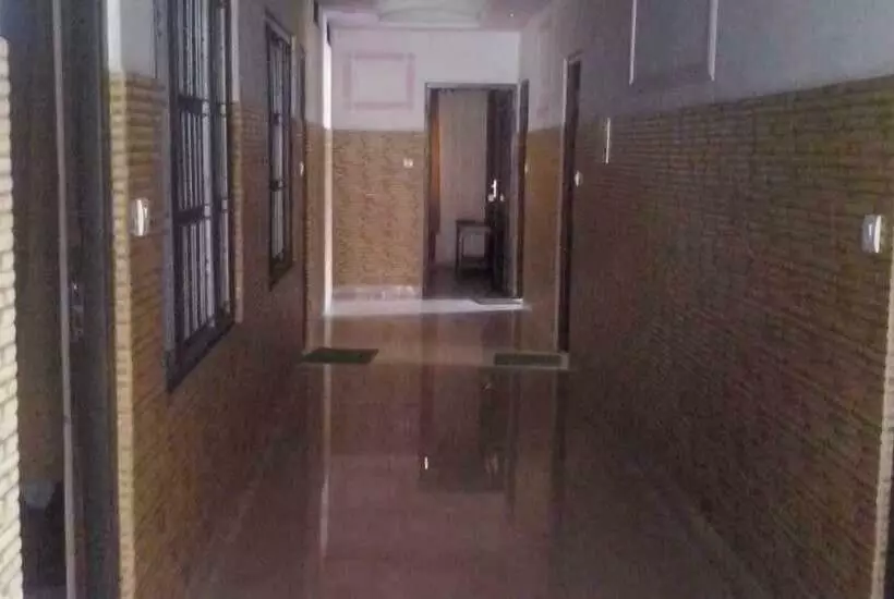 هتل Radhika Palace