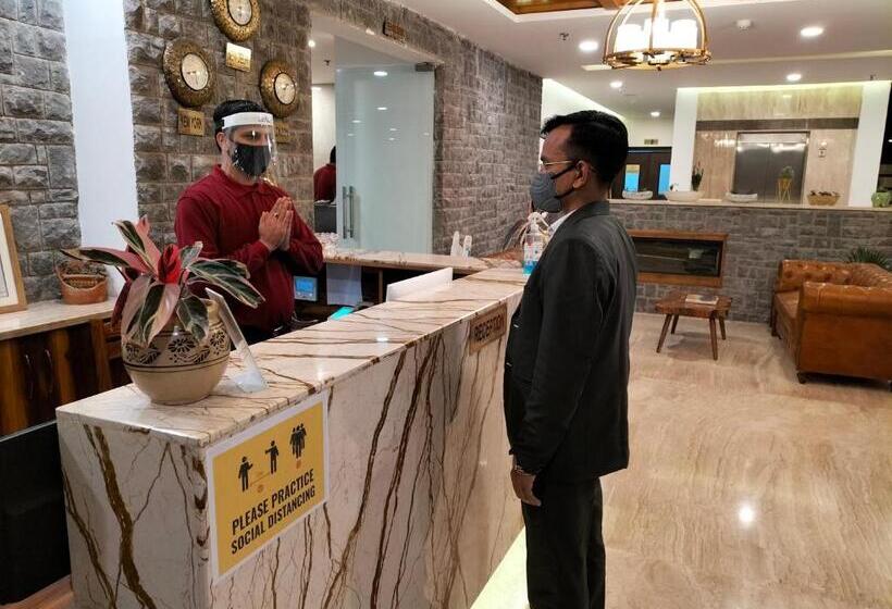 Lemon Tree Hotel, Kasauli