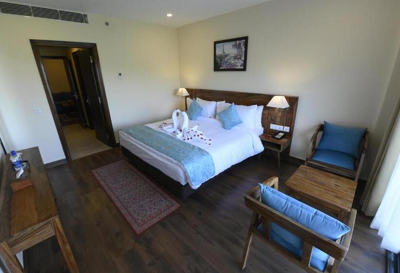 Lemon Tree Hotel, Kasauli