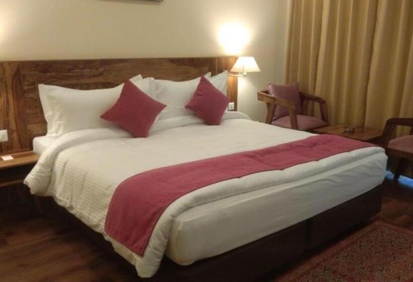 Lemon Tree Hotel, Kasauli