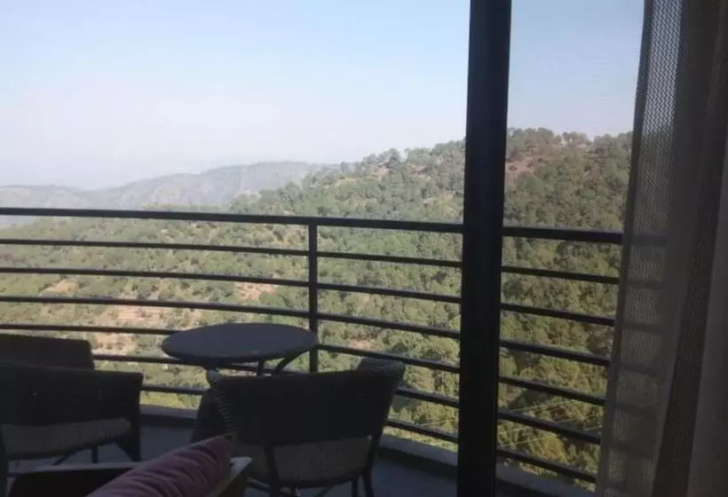Lemon Tree Hotel, Kasauli
