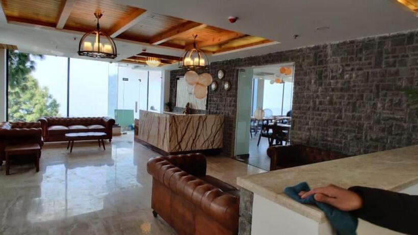 Lemon Tree Hotel, Kasauli