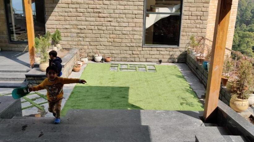 Lemon Tree Hotel, Kasauli