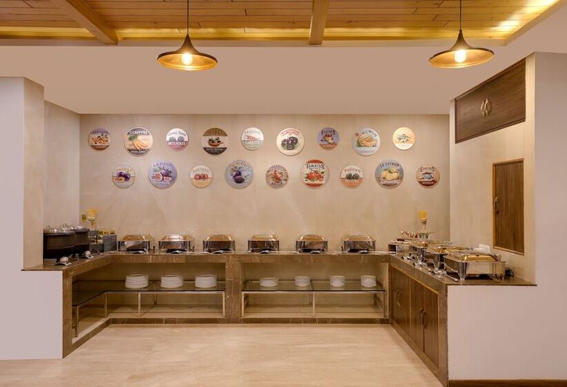 Lemon Tree Hotel, Kasauli