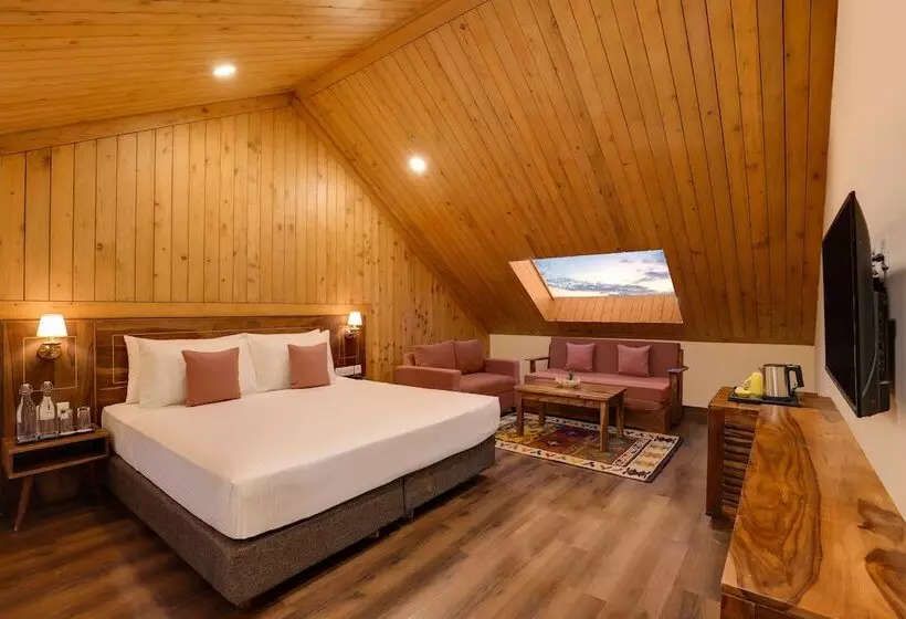 Lemon Tree Hotel, Kasauli