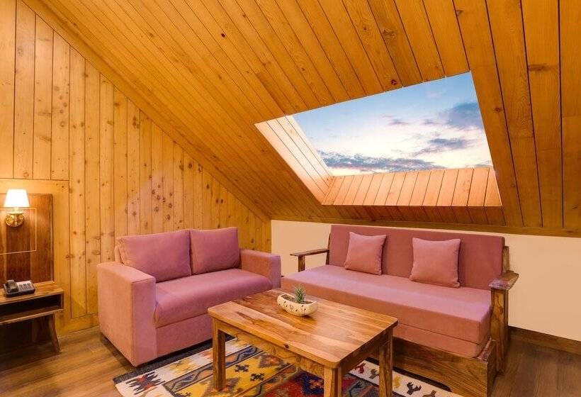 Lemon Tree Hotel, Kasauli