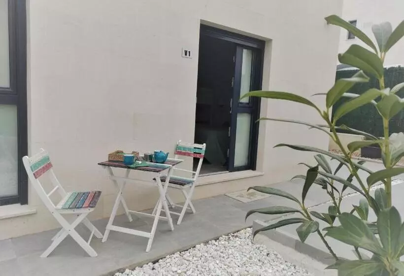 ペンション Estudios Playa De Covachos