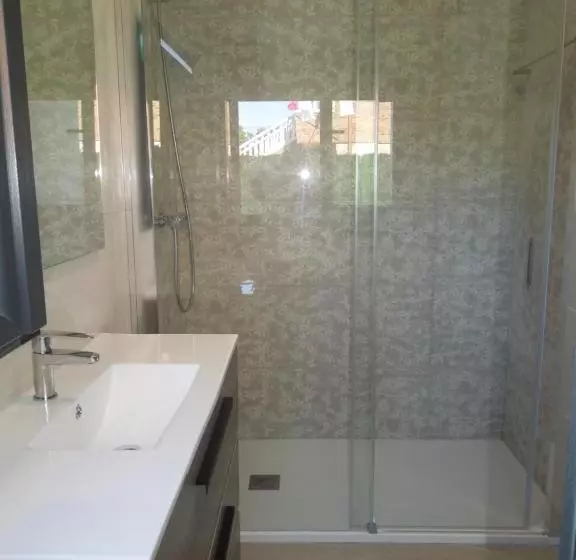 ペンション Estudios Playa De Covachos