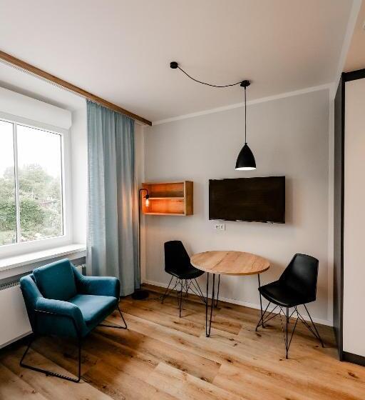 Coffee Fellows Hotel & Longstay