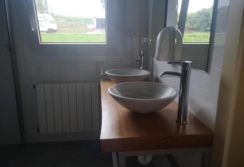 هاستل Langre Wayve House