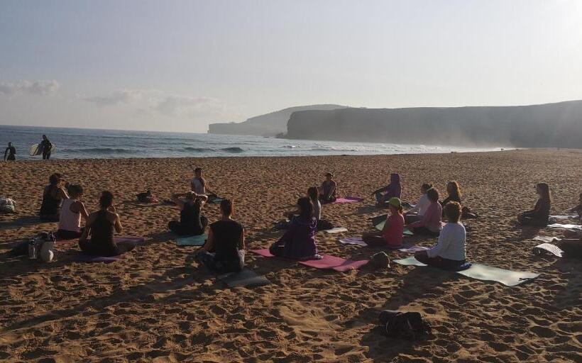 هاستل Langre Wayve House