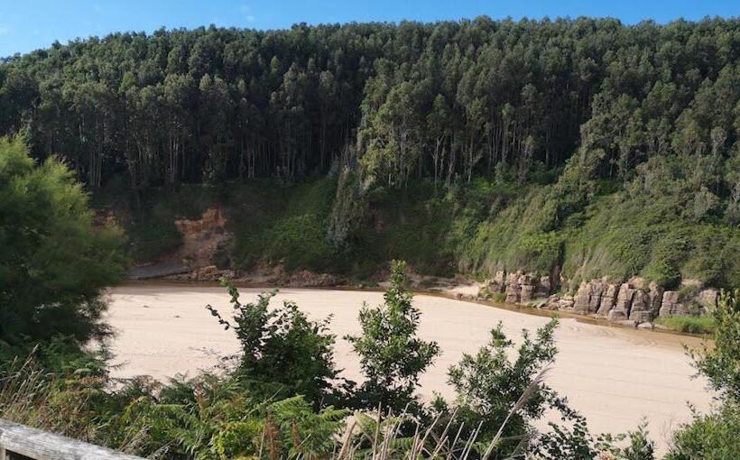 هاستل Langre Wayve House