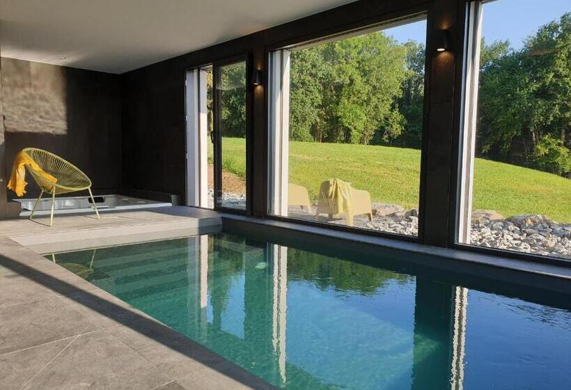 مبيت وإفطار Les O D Annecy