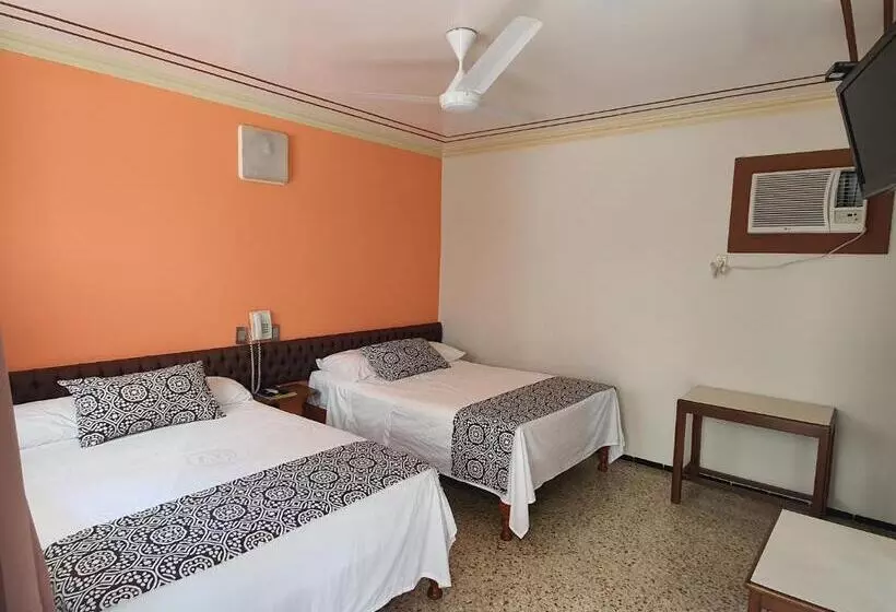 هتل Atlantico A 150 Mts De Playa Martí