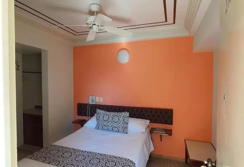 هتل Atlantico A 150 Mts De Playa Martí