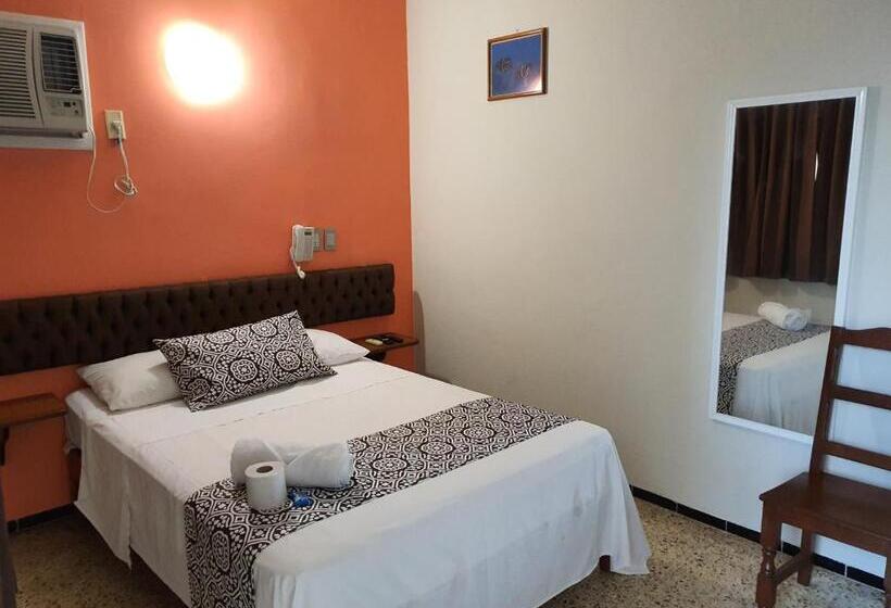 호텔 Atlantico A 150 Mts De Playa Martí